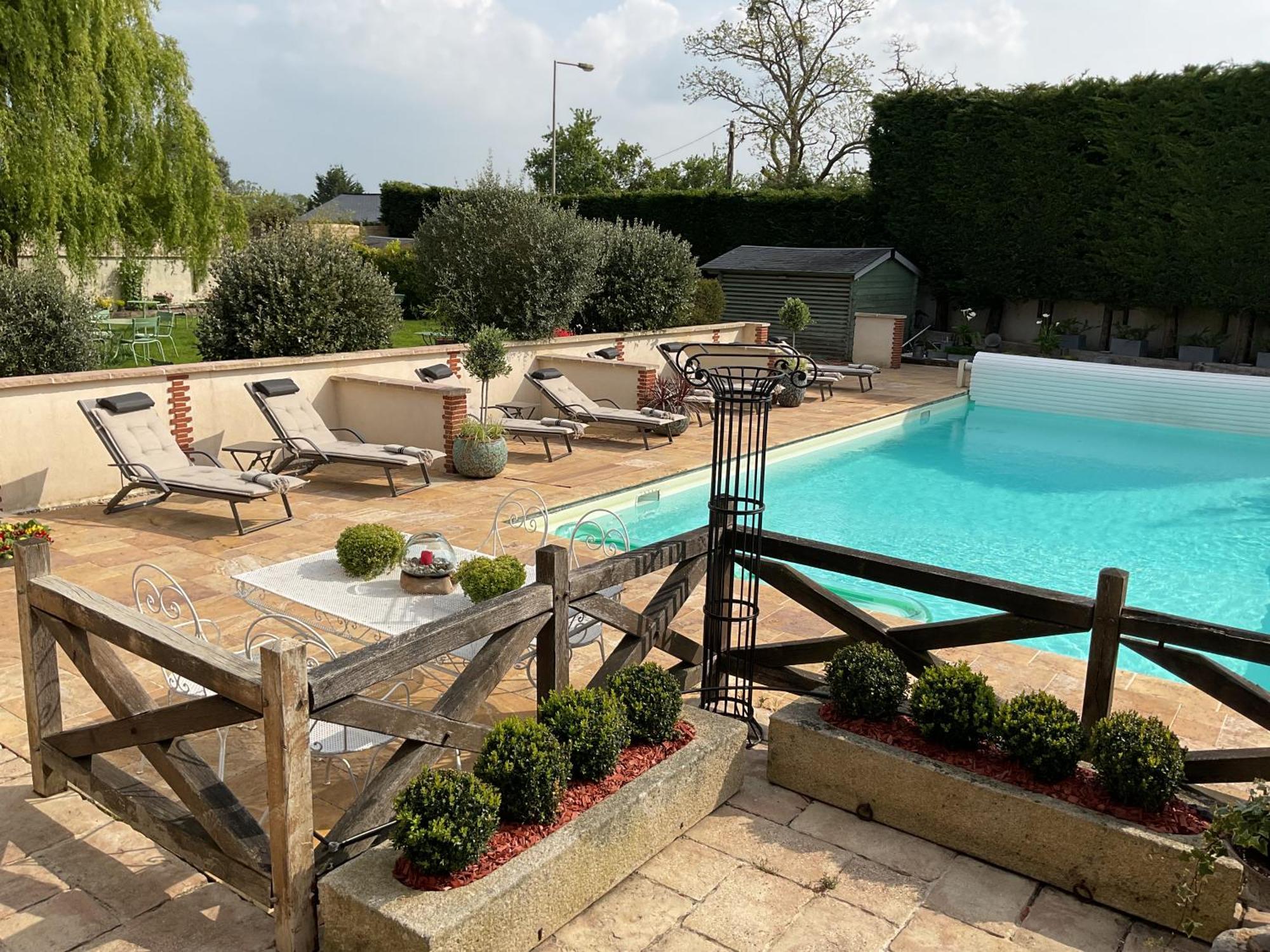 Manoir De La Croix-Sonnet Bed & Breakfast ทรูวิลล์-ซูร์-แมร์ ภายนอก รูปภาพ